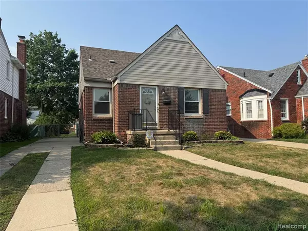 22928 Lodge Lane, Dearborn, MI 48128