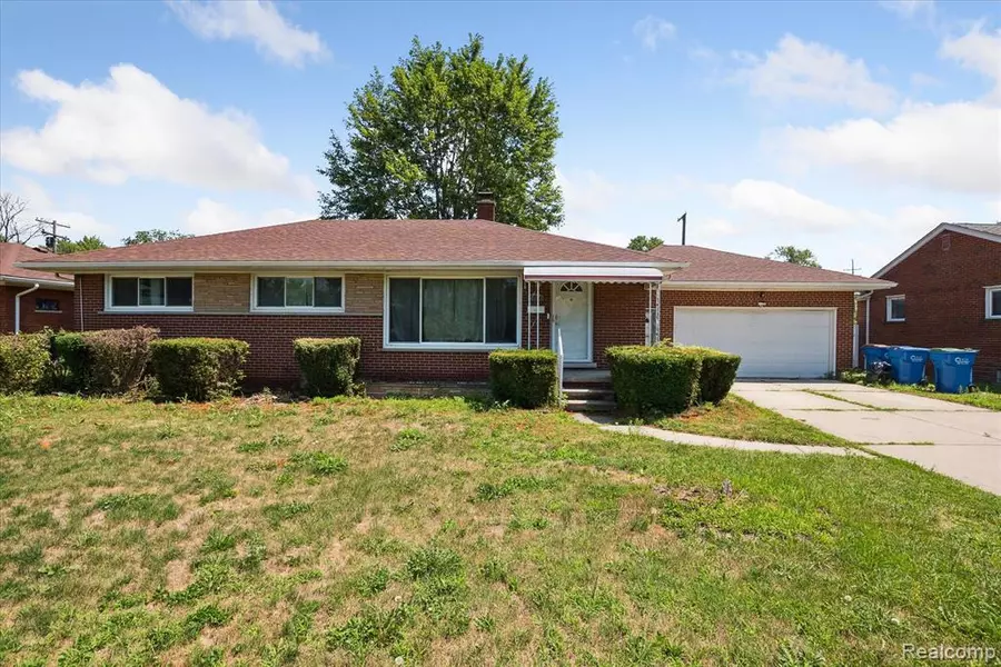 24156 Hill Avenue, Warren, MI 48091