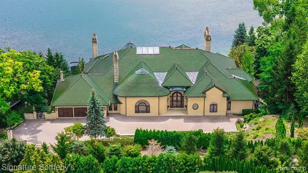 1567 Island Lane, Bloomfield Hills, MI 48302