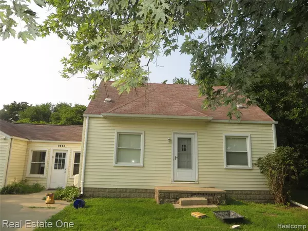 2469 Auburn Road, Shelby Twp, MI 48317