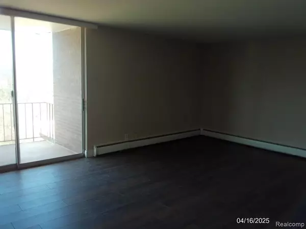 Detroit, MI 48207,1941 ORLEANS Street