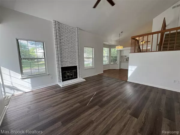 West Bloomfield, MI,6620 Fireside Court