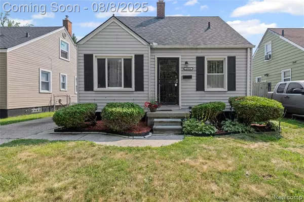 19944 Kenosha Street, Harper Woods, MI 48225
