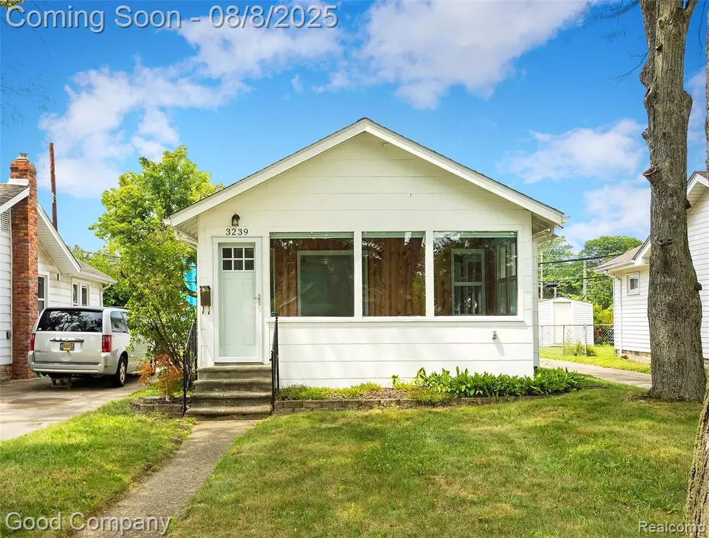 Fenton, MI 48220,3239 McDowell Street