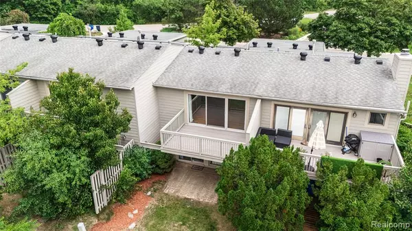 Ann Arbor, MI 48105,767 Skynob Drive