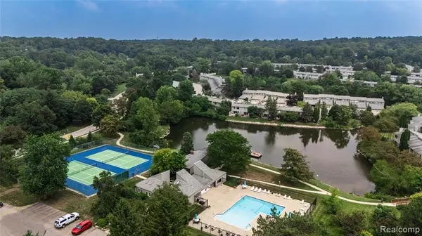 Ann Arbor, MI 48105,767 Skynob Drive