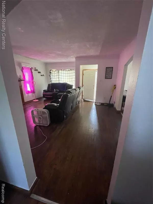 Detroit, MI 48205,14007 FAIRMOUNT