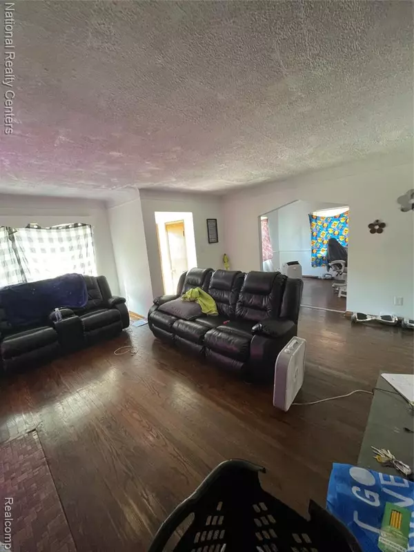 Detroit, MI 48205,14007 FAIRMOUNT