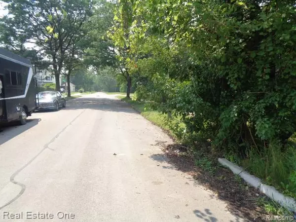 Detroit, MI 48208,2534 W Forest Avenue