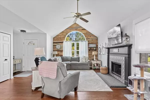 Brighton, MI 48116,9327 Huron Park Drive