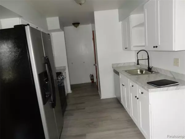 Canton, MI 48188,2101 Vine Way Drive