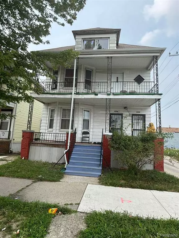 Hamtramck, MI 48212,3463 Comstock Street
