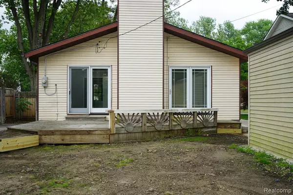 Berkley, MI 48072,3911 Thomas Avenue