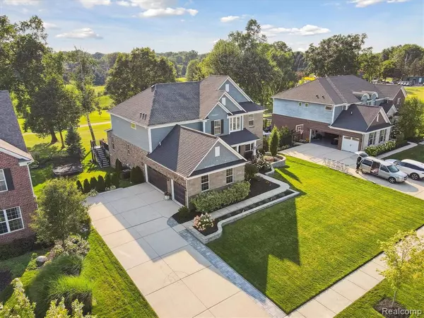 South Lyon, MI 48178,22821 Country Club Drive