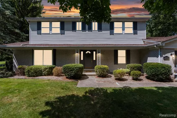 Farmington Hills, MI 48334,29651 Colony Circle Drive
