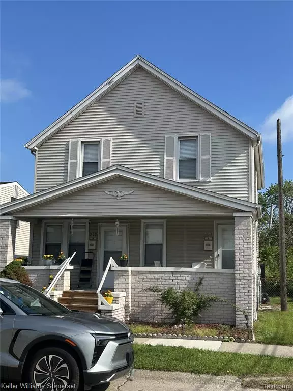 Hazel Park, MI 48030,919 E Jarvis Avenue