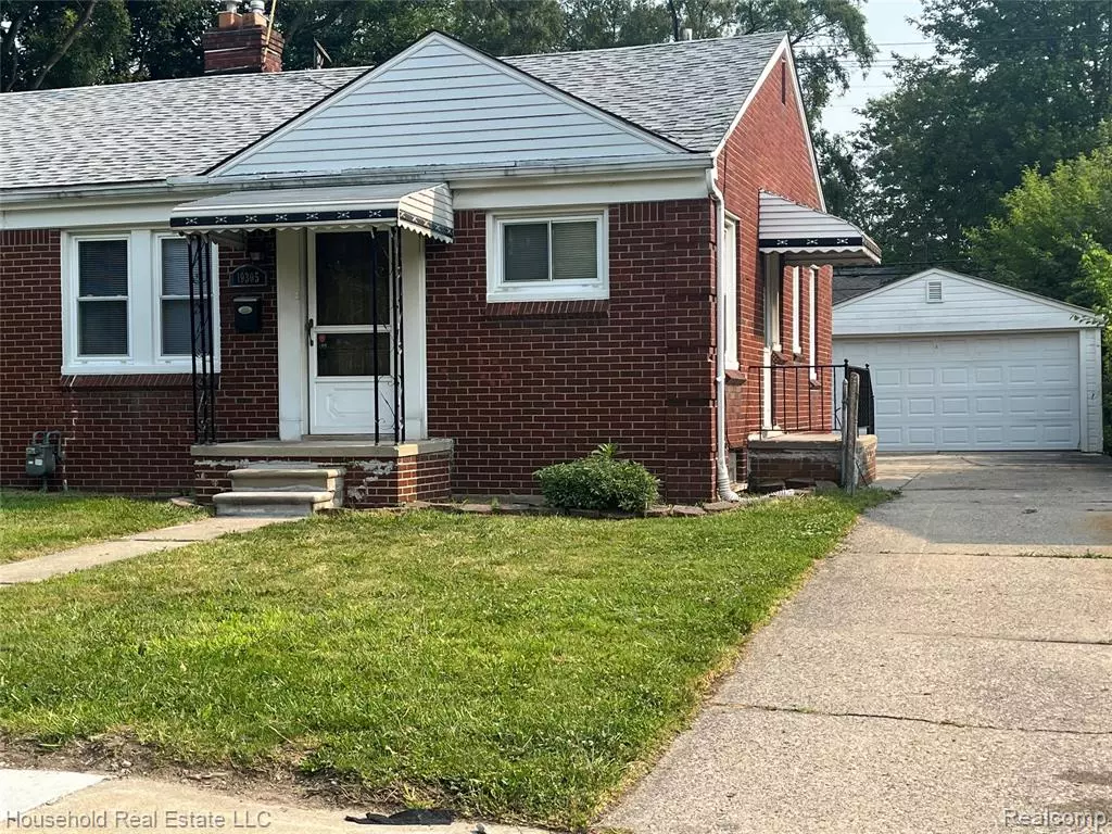 Harper Woods, MI 48225,19305 Roscommon Street