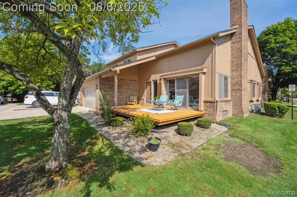 Livonia, MI 48152,37484 N Laurel Park Drive