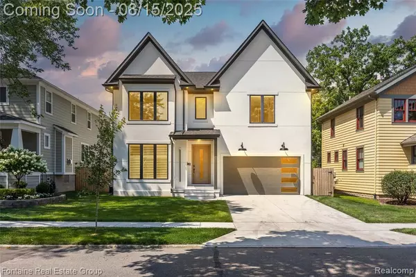 828 Cherokee Avenue, Royal Oak, MI 48067