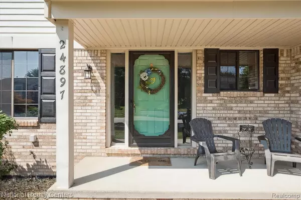 Novi, MI,24897 Fairway Hills Drive