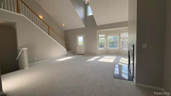 Novi, MI,41664 Tera Lane
