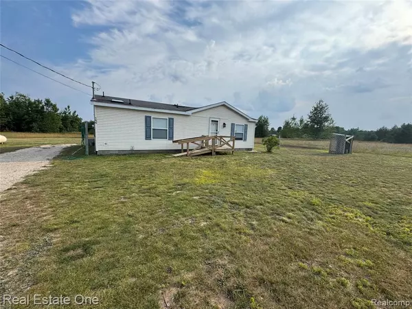 166 Westwood NE Road, Alden, MI 49621