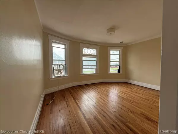 Hamtramck, MI 48212,2223 FABER Street