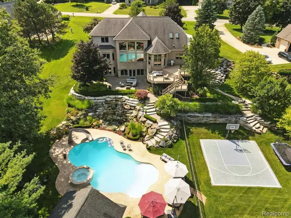 Lake Orion, MI 48362,815 Pinery Boulevard