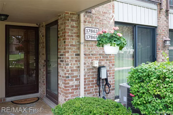 Livonia, MI 48152,17865 University Park Drive