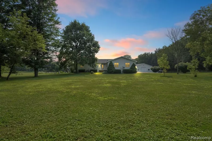 3421 N Mill Road, Dryden, MI 48428