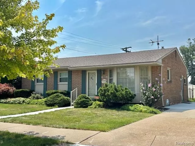 Trenton, MI 48183,2605 Canterbury Street