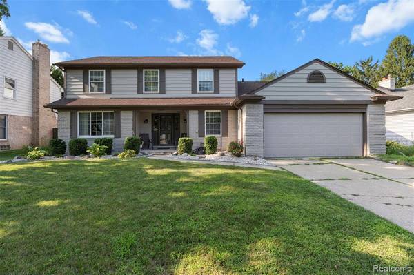 2025 Highbury Drive, Troy, MI 48085