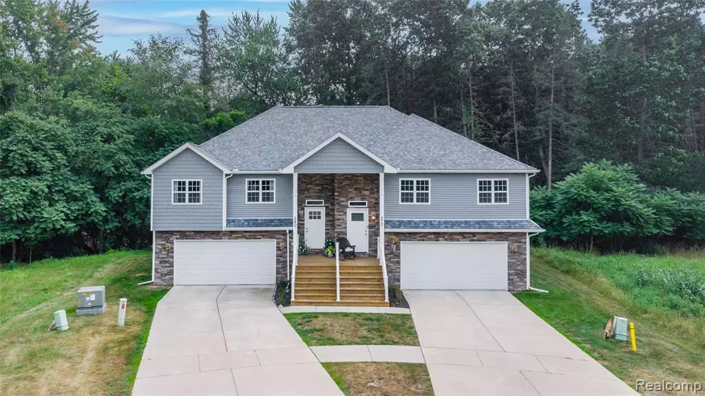 Fenton, MI 48430,280 Whispering Pines Drive