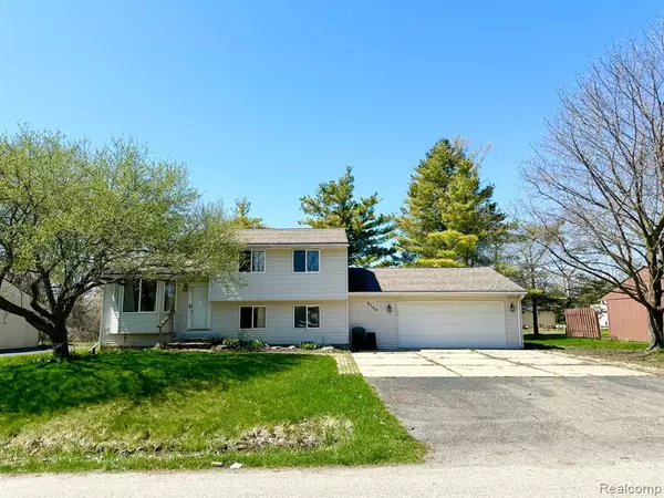 2130 ALDWIN Drive, West Bloomfield, MI 48324