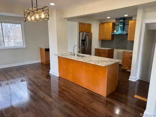 Detroit, MI 48221,18238 SANTA ROSA Drive