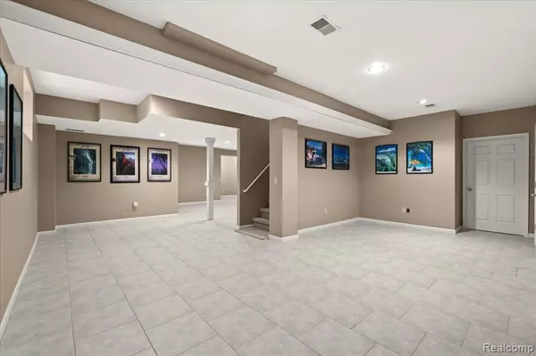 Brighton, MI 48114,9194 Orion Drive