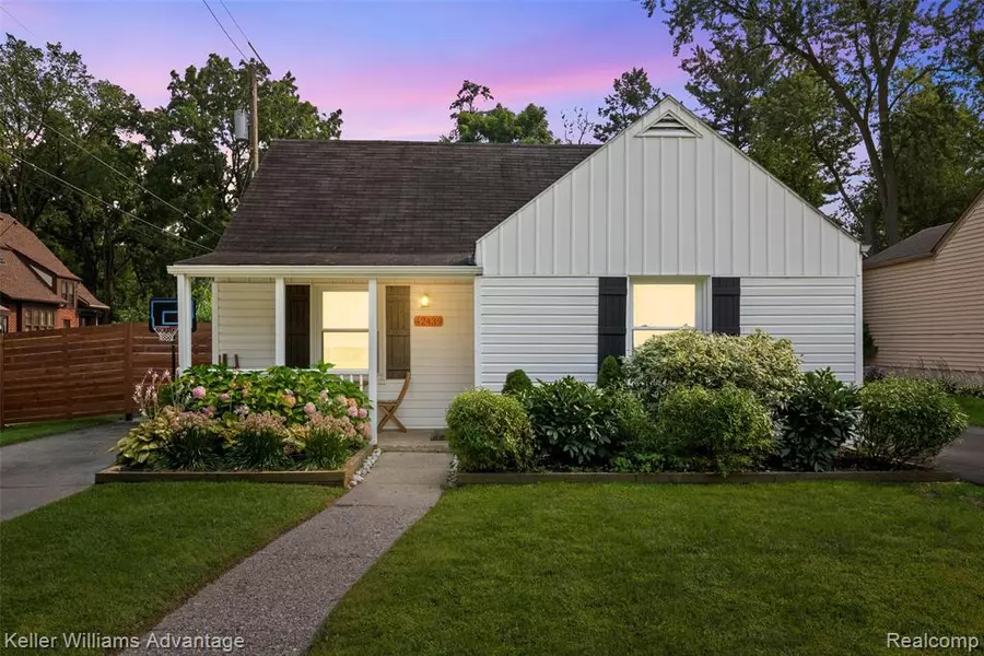 42439 Parkhurst Road, Plymouth, MI 48170