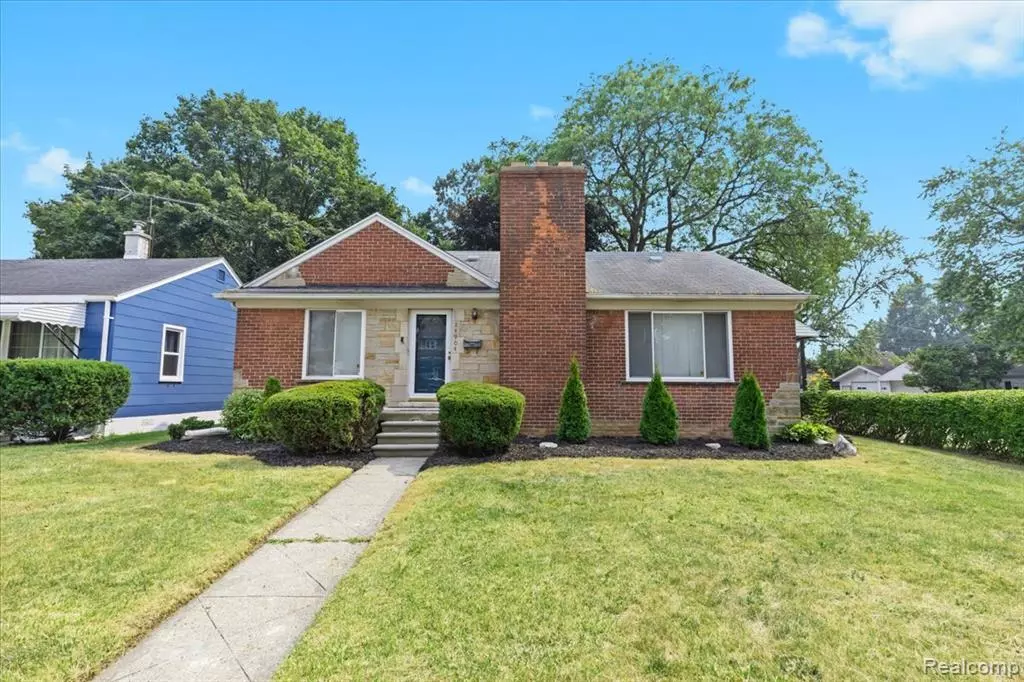 Eastpointe, MI 48021,14904 Toepfer Drive