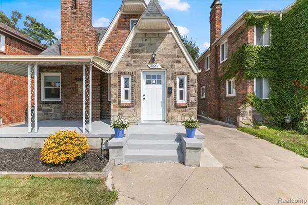 Detroit, MI 48221,18672 Cherrylawn Street