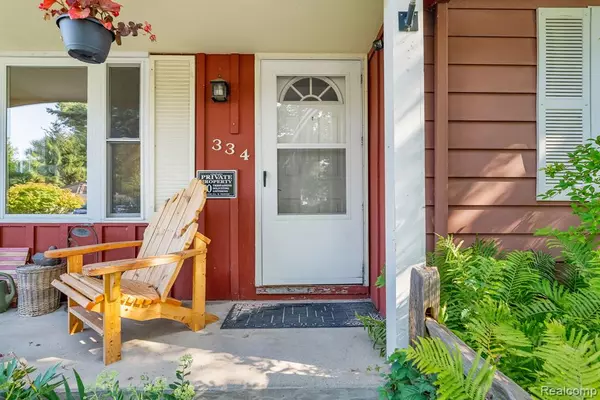 Holly, MI 48442,334 Fairfield Avenue