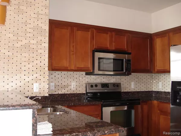 Shelby Twp, MI 48316,5151 PARSLEY Drive