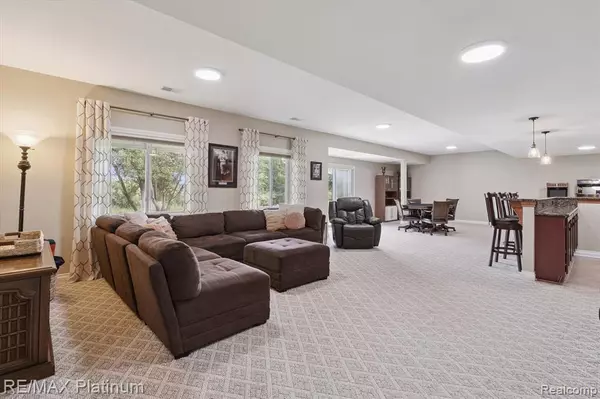 Fenton, MI 48430,7623 Tipperary Trail