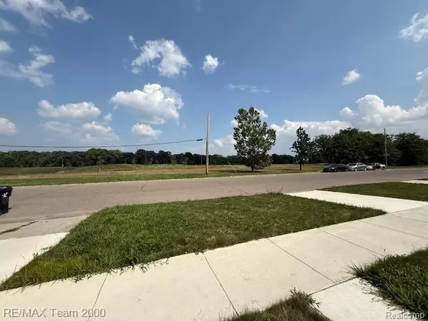 Detroit, MI 48239,7339 Parkland