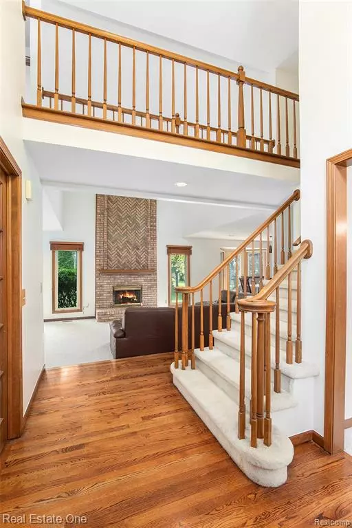 Troy, MI 48085,1582 Charlevois Dr. Drive