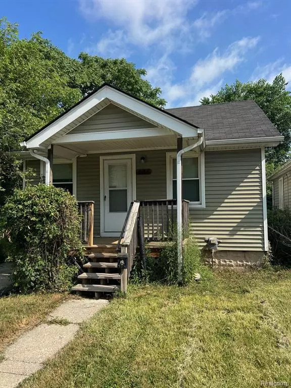 Hazel Park, MI 48030,423 E MILTON Avenue