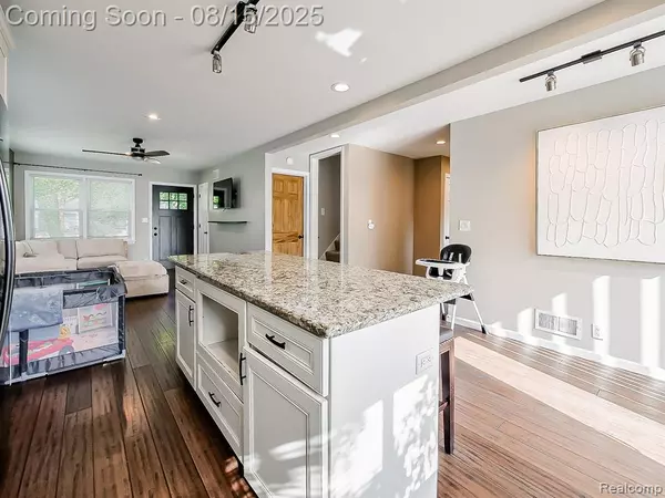 Dearborn, MI 48124,3139 Dallas Street