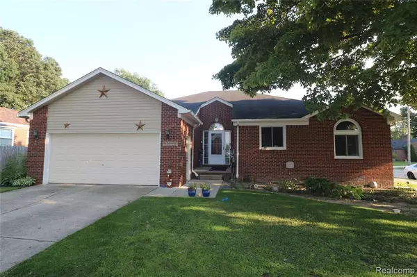 20400 Martin Road, Saint Clair Shores, MI 48081
