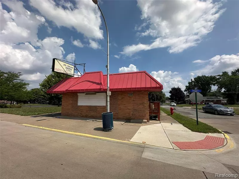 196 Visger Road, River Rouge, MI 48218