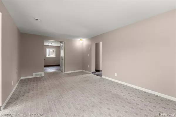 Dearborn Heights, MI 48127,6905 N Beech Daly Road