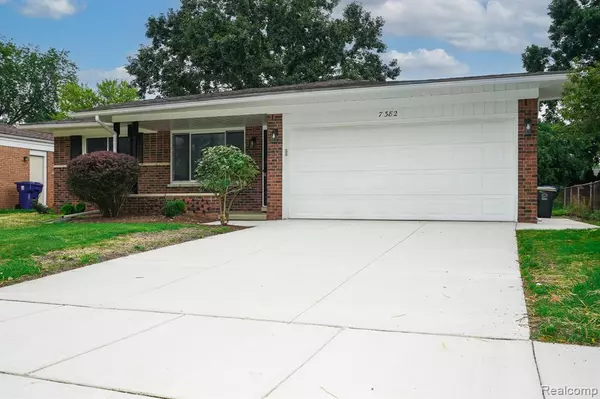 7382 Irongate Road, Canton, MI 48187